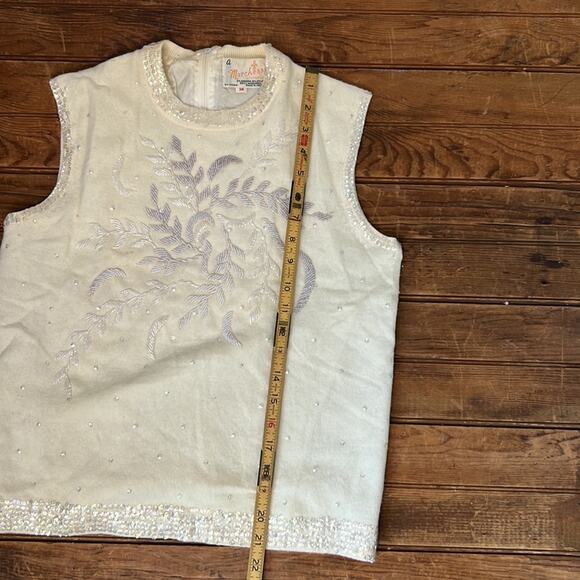 Women’s Vintage 1950s Angora wool formal festive beaded sweater size small - Picture 3 of 7